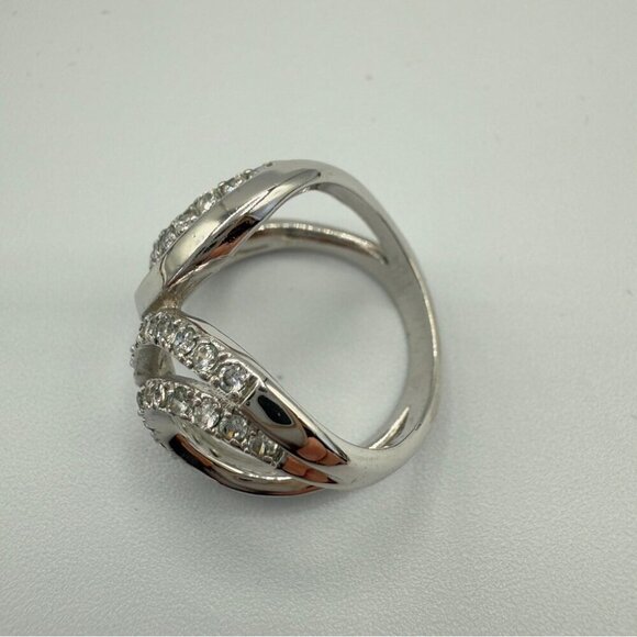 Gorgeous 'Embrace' Infinity Style rIng with CZ studded band - Picture 7 of 14